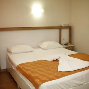 3* فندق أوزان
